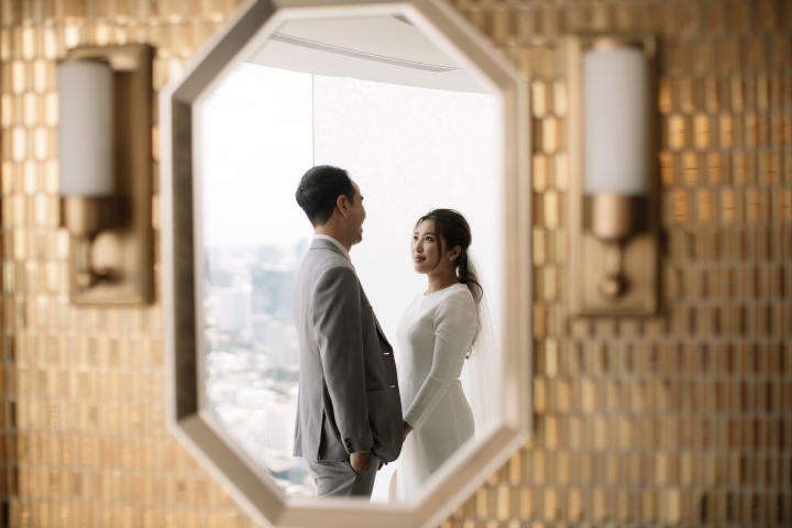  รีวิวงานแต่งพิธีไทย-จีนแสนอบอุ่น เต็มไปด้วยมุมถ่ายรูปสวย ถูกใจแขกผู้ใหญ่ @lebua at State Tower