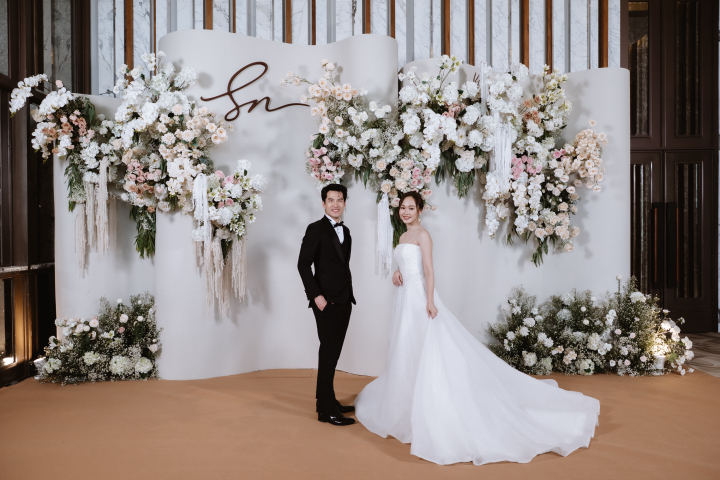 รีวิวงานแต่ง Minimal & Cozy ในธีมสี Soft Autumn แรงบันดาลใจจากโมเมนต์ขอแต่งงาน @Hilton Sukhumvit Bangkok