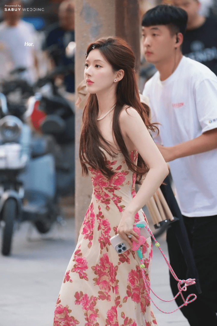 รวม 5 แบบชุดเพื่อนเจ้าสาว แรงบันดาลใจจากลุค “จ้าวลู่ซือ” ซีรีส์จีน Love’s Ambition 