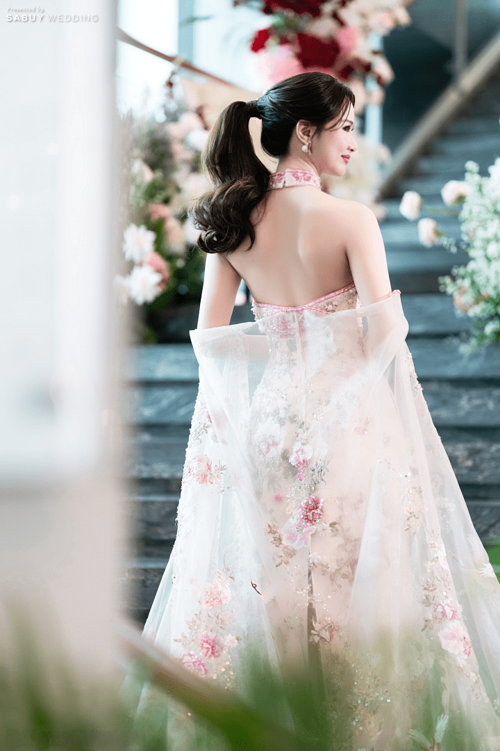 รีวิวงานหมั้นพิธีจีน ละมุนชวนฝันด้วยดอกไม้โทนชมพู ขาว แดง @ Novotel Bangkok Platinum Pratunam