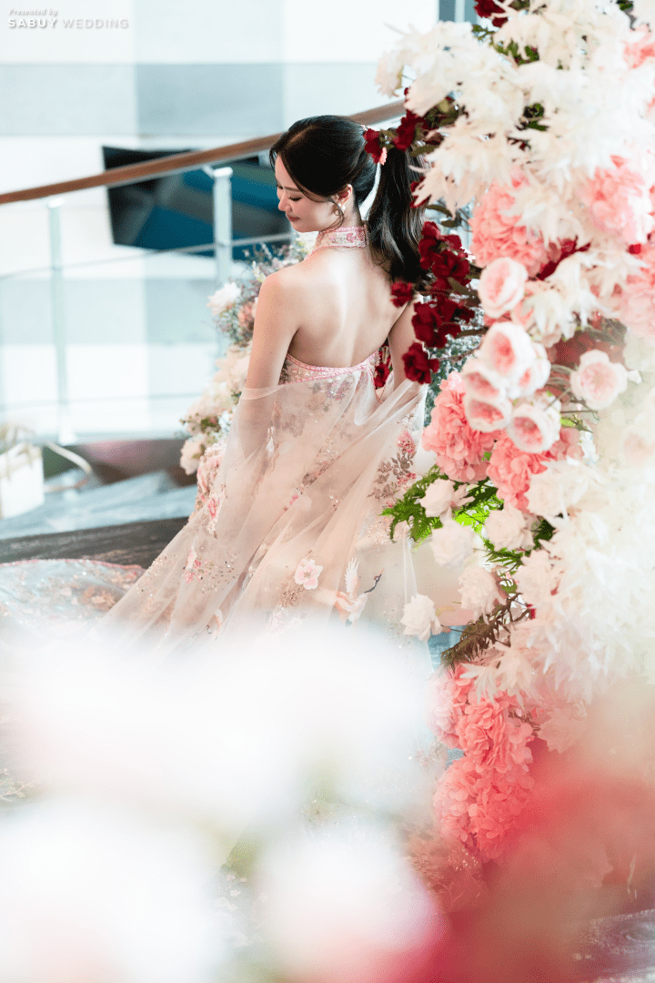 รีวิวงานหมั้นพิธีจีน ละมุนชวนฝันด้วยดอกไม้โทนชมพู ขาว แดง @ Novotel Bangkok Platinum Pratunam