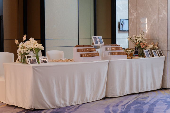 รีวิวงานแต่ง No Concept เน้นเก็บดีเทล LED สุดอลัง สวยปังทุกองศา! @ Carlton Hotel Bangkok Sukhumvit