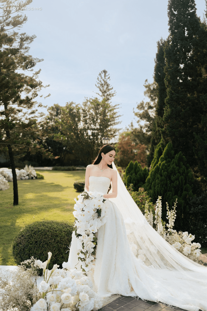 งานแต่งซุปตาร์สายแฟ "ใหม่ ดาวิกา - เต๋อ ฉันทวิชช์" กับดีเทลชุดบ่าวสาวสุดยูนีค!