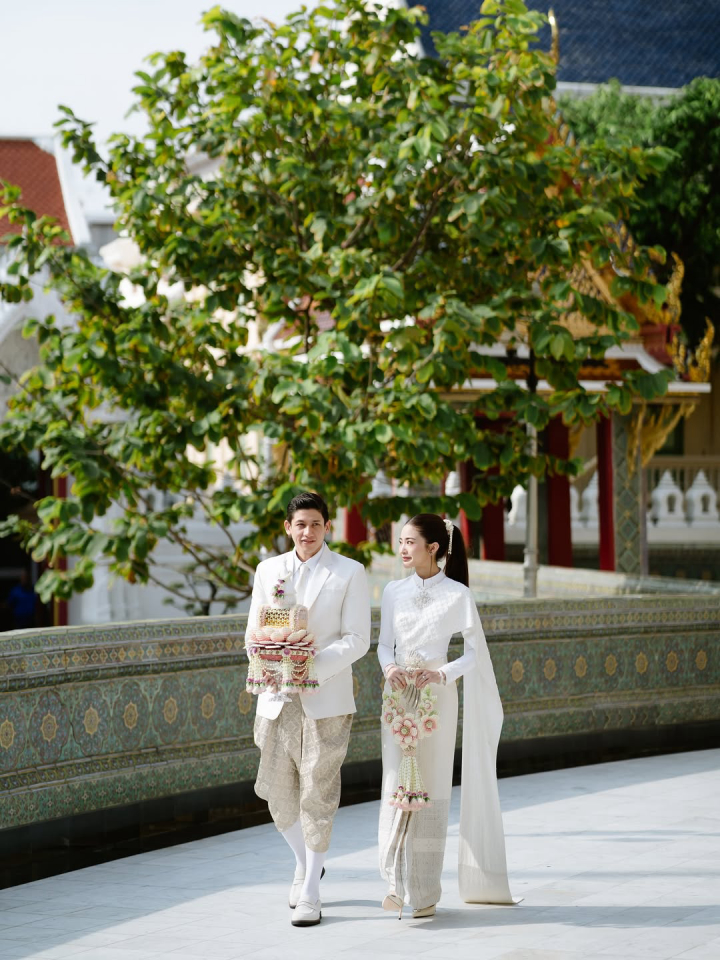 เก็บตกภาพงานหมั้น "มายด์ ลภัสลัล - พาย สุนิษฐ์" สวยสะกดแบบที่เห็นแล้วต้องเซฟเก็บ Ref.