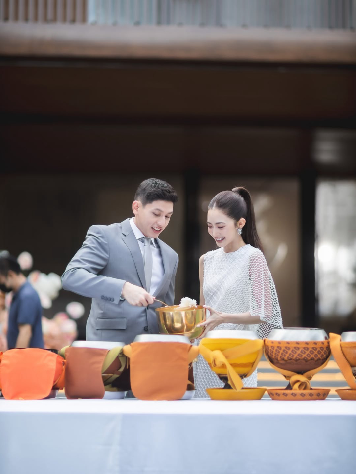 เก็บตกภาพงานหมั้น "มายด์ ลภัสลัล - พาย สุนิษฐ์" สวยสะกดแบบที่เห็นแล้วต้องเซฟเก็บ Ref.