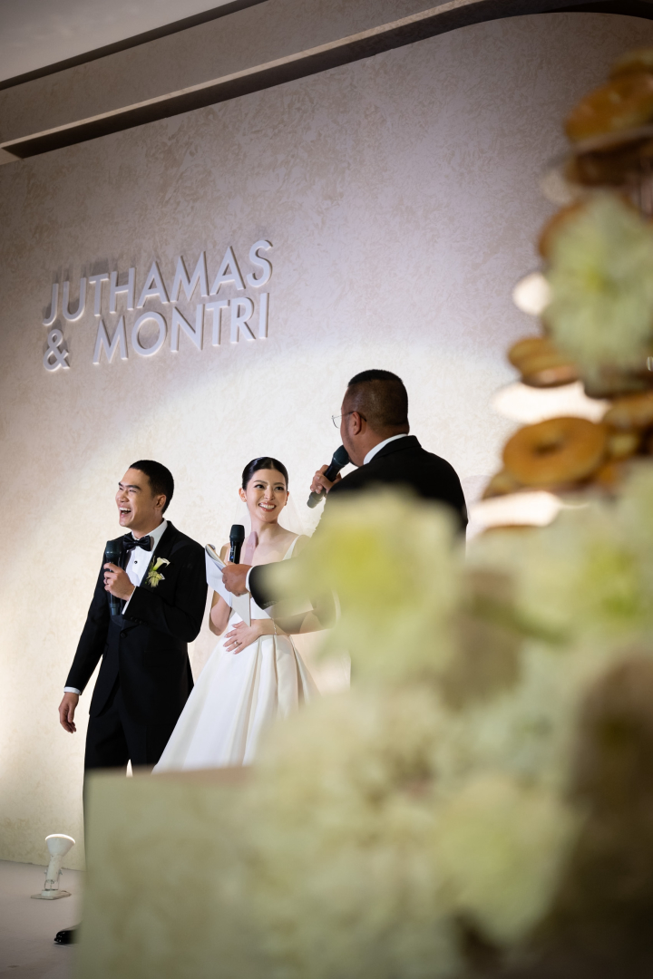  รีวิวงานแต่ง Minimal-Colorful พิธีการสุดกระชับแค่ 30 นาที พร้อมโชว์ปาร์ตี้จาก JoeyBoy @IMPACT Wedding