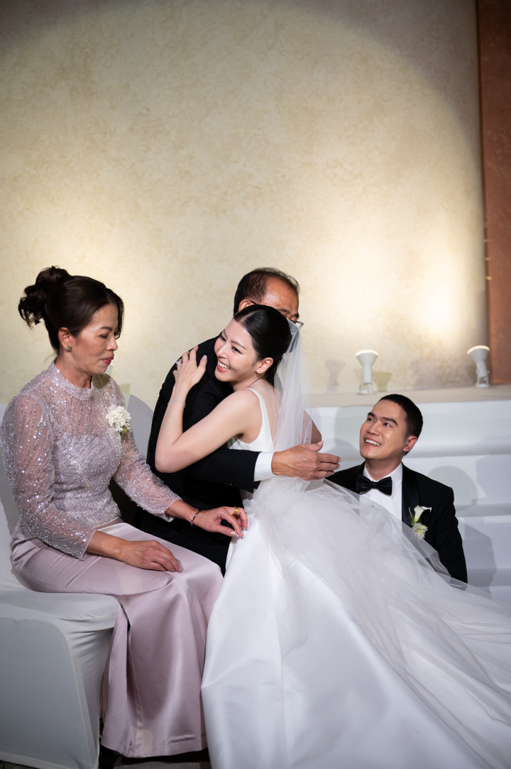  รีวิวงานแต่ง Minimal-Colorful พิธีการสุดกระชับแค่ 30 นาที พร้อมโชว์ปาร์ตี้จาก JoeyBoy @IMPACT Wedding