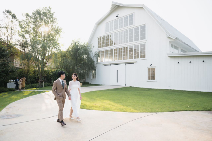  รีวิวงานแต่งที่ตอบโจทย์ความสบายใจ จัดงานง่ายในสถานที่สไตล์ One Stop Service @ Siloo’et House