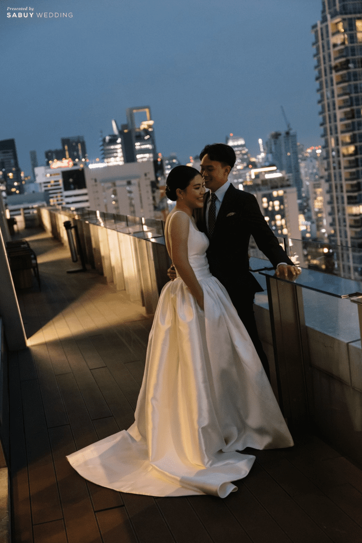 รีวิวงานแต่งงาน ‘Feel like home’ บอกเล่าตัวตนผ่านดีเทลงานคราฟต์ @The Okura Prestige Bangkok