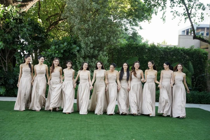  โรแมนติกทุกมุมกล้อง รวมภาพสุดหวาน งานแต่ง “มิ้นท์ ณัฐวรา - หยัง วิธวิทย์”