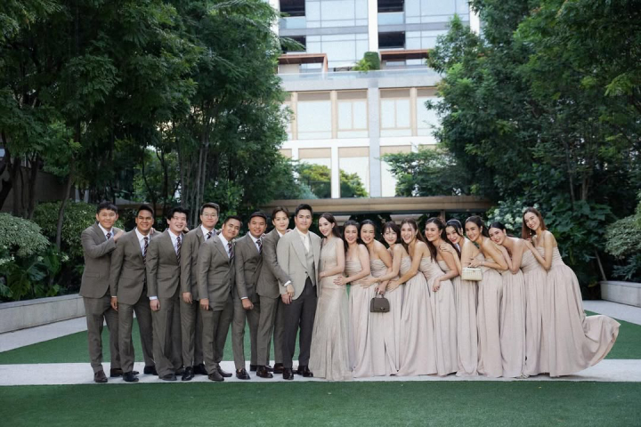  โรแมนติกทุกมุมกล้อง รวมภาพสุดหวาน งานแต่ง “มิ้นท์ ณัฐวรา - หยัง วิธวิทย์”