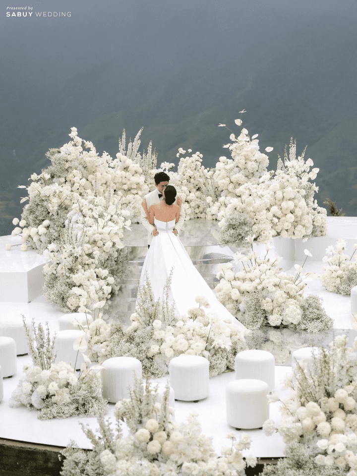 5 ไอเดียจัดงานแต่งโทน Cloud Dancer สี Pantone 2026