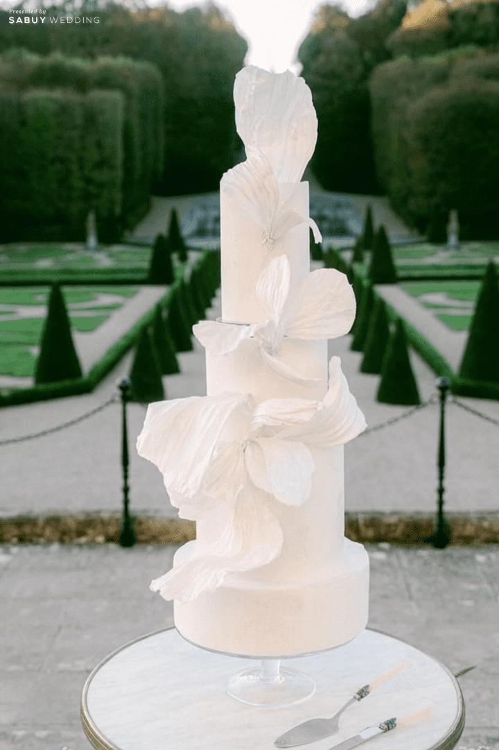 5 ไอเดียจัดงานแต่งโทน Cloud Dancer สี Pantone 2026