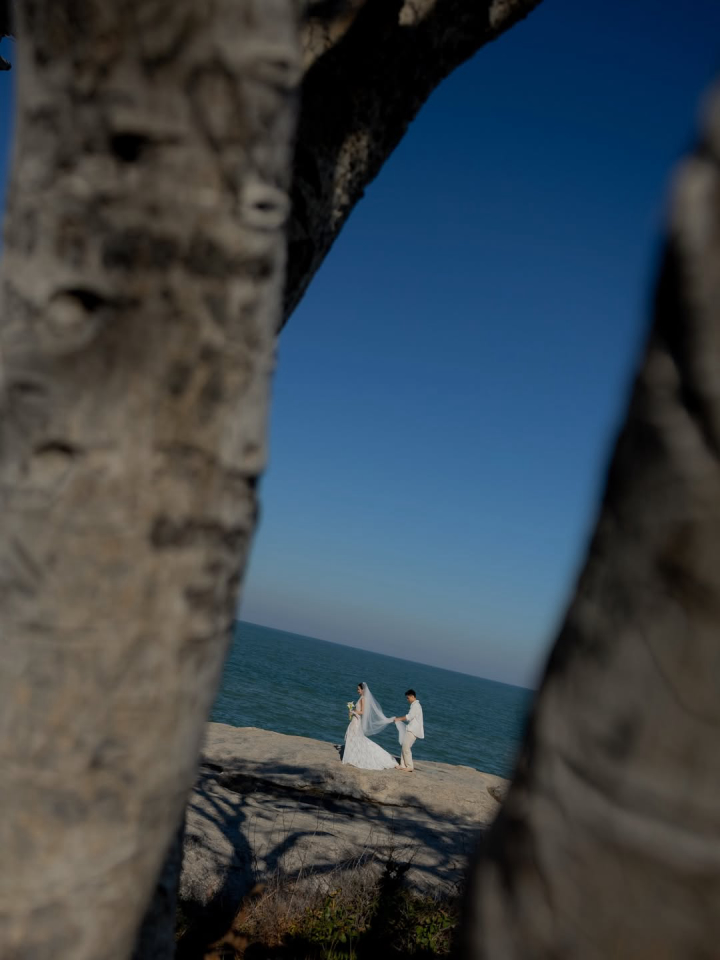  ส่องลุค Pre Wedding “บุ๊ค วง Olives” สวยเรียบหรู ดูดี เซ็กซี่สุดใจ