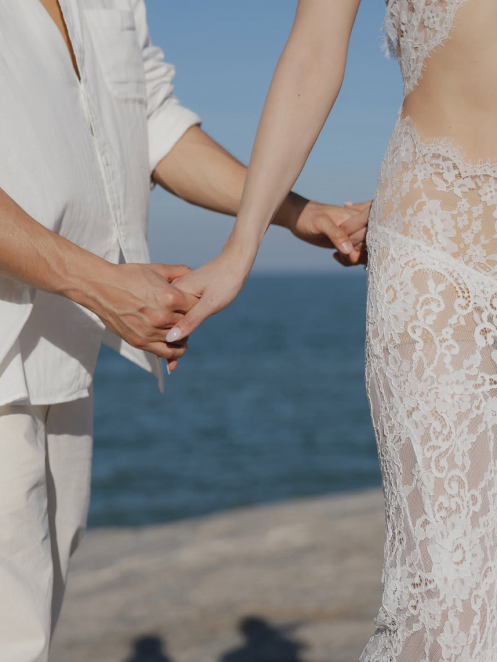  ส่องลุค Pre Wedding “บุ๊ค วง Olives” สวยเรียบหรู ดูดี เซ็กซี่สุดใจ