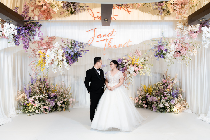  รีวิวงานแต่งสีพาสเทลแสนหวาน พร้อมพิธีไทยฟีลแสงธรรมชาติ @ Chatrium Grand Bangkok