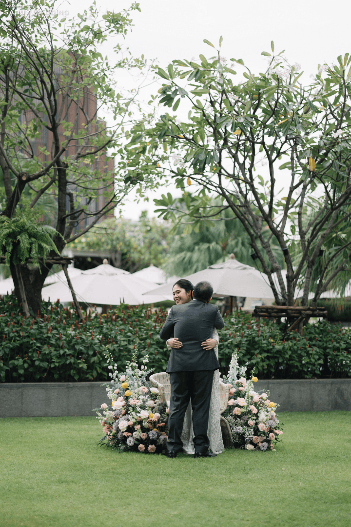  รีวิวงานแต่งสีพาสเทลแสนหวาน พร้อมพิธีไทยฟีลแสงธรรมชาติ @ Chatrium Grand Bangkok