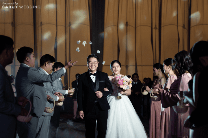  รีวิวงานแต่งสีพาสเทลแสนหวาน พร้อมพิธีไทยฟีลแสงธรรมชาติ @ Chatrium Grand Bangkok