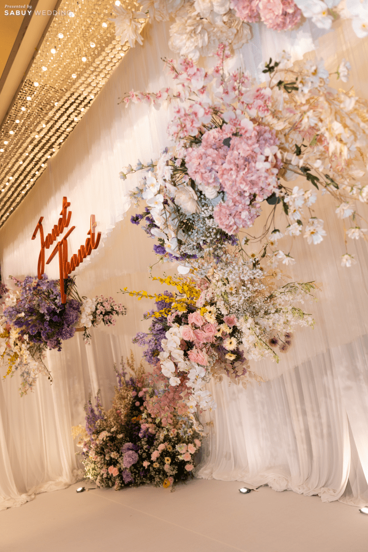  รีวิวงานแต่งสีพาสเทลแสนหวาน พร้อมพิธีไทยฟีลแสงธรรมชาติ @ Chatrium Grand Bangkok