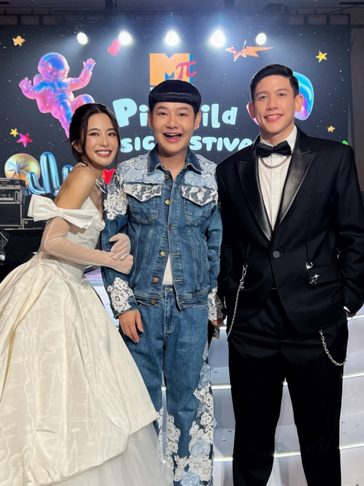  เจาะลึกดีเทลงานแต่ง "มายด์ ลภัสลัล - พาย สุนิษฐ์" กับธีม Music Festival 2025 สุดไวรัล