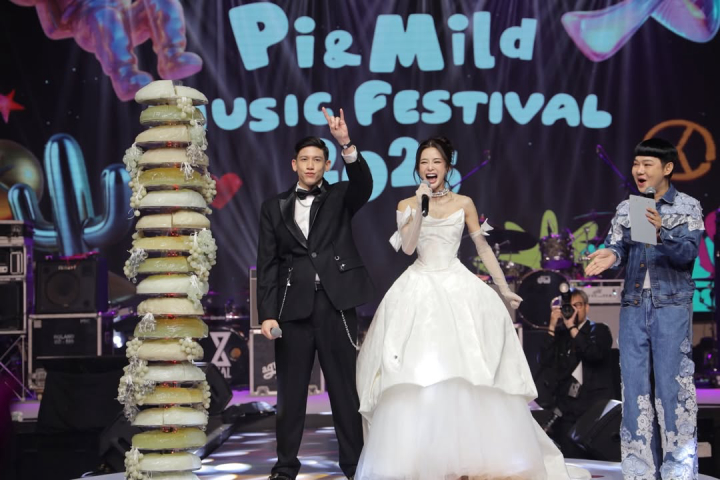  เจาะลึกดีเทลงานแต่ง "มายด์ ลภัสลัล - พาย สุนิษฐ์" กับธีม Music Festival 2025 สุดไวรัล