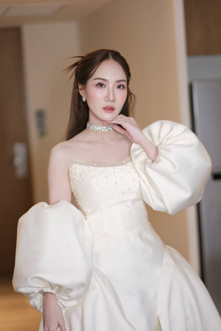  รีวิวงานแต่งวิวสวนสวยกลางเมือง ธีมสีช็อกกิ้งพิงค์ @ Bliston Suwan Park View Hotel & Serviced Residence