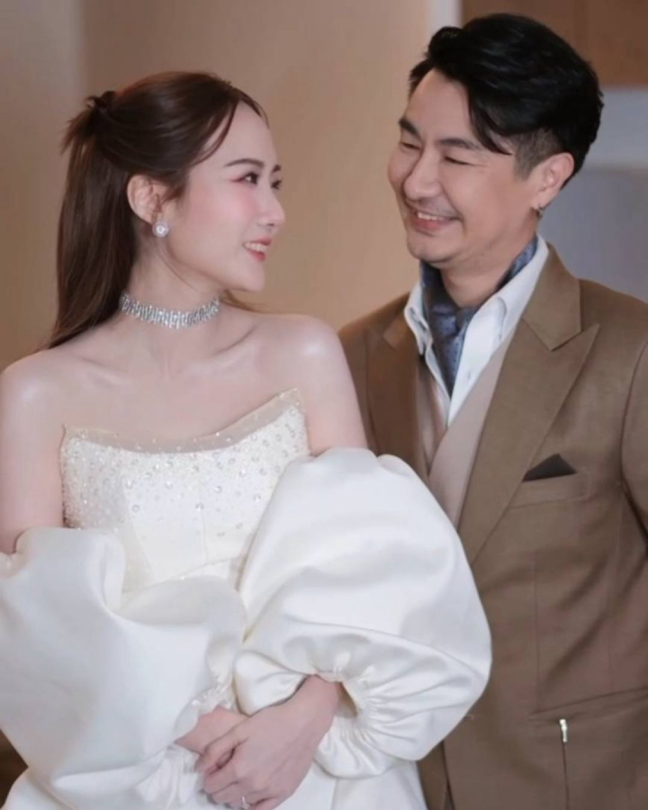  รีวิวงานแต่งวิวสวนสวยกลางเมือง ธีมสีช็อกกิ้งพิงค์ @ Bliston Suwan Park View Hotel & Serviced Residence