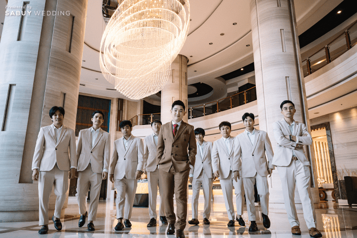  รีวิวงานแต่งธีมสีสุด Glam ไฮไลต์จอ LED เปลี่ยนธีมตามพิธีแบบสวยอลัง @The Grand Fourwings Convention Hotel Bangkok