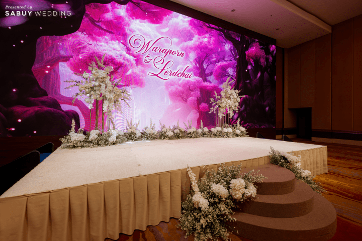  รีวิวงานแต่งธีมสีสุด Glam ไฮไลต์จอ LED เปลี่ยนธีมตามพิธีแบบสวยอลัง @The Grand Fourwings Convention Hotel Bangkok