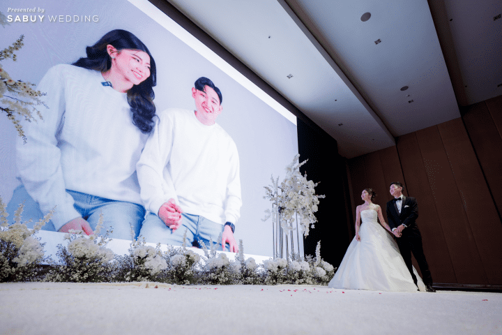  รีวิวงานแต่งธีมสีสุด Glam ไฮไลต์จอ LED เปลี่ยนธีมตามพิธีแบบสวยอลัง @The Grand Fourwings Convention Hotel Bangkok