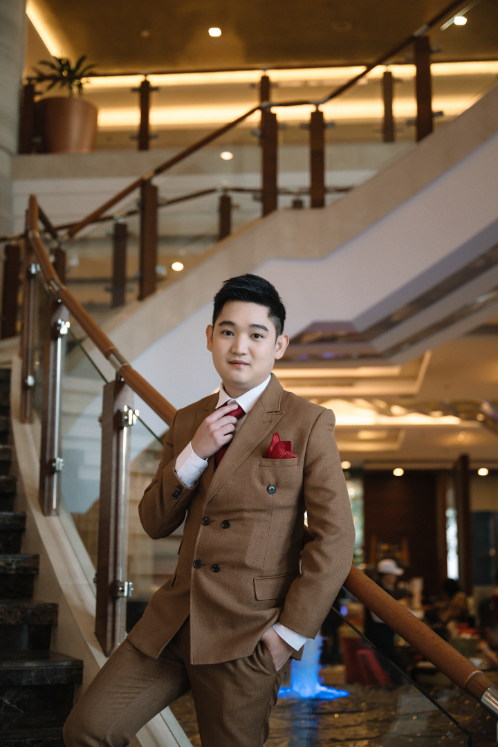  รีวิวงานแต่งธีมสีสุด Glam ไฮไลต์จอ LED เปลี่ยนธีมตามพิธีแบบสวยอลัง @The Grand Fourwings Convention Hotel Bangkok