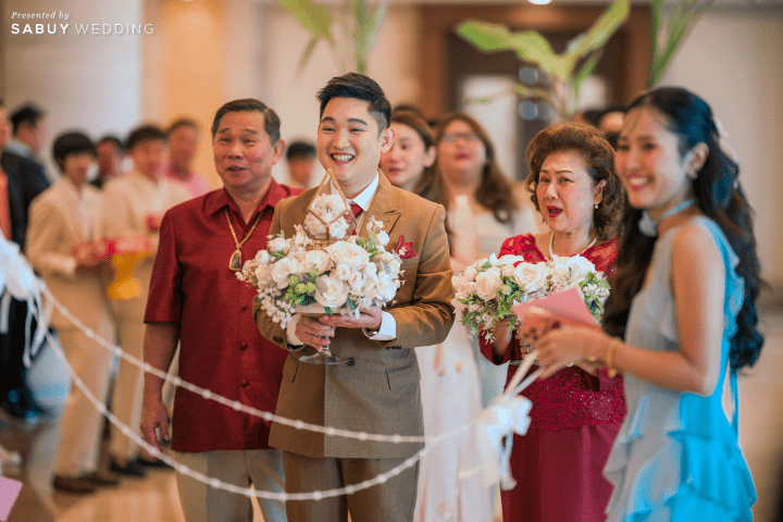  รีวิวงานแต่งธีมสีสุด Glam ไฮไลต์จอ LED เปลี่ยนธีมตามพิธีแบบสวยอลัง @The Grand Fourwings Convention Hotel Bangkok