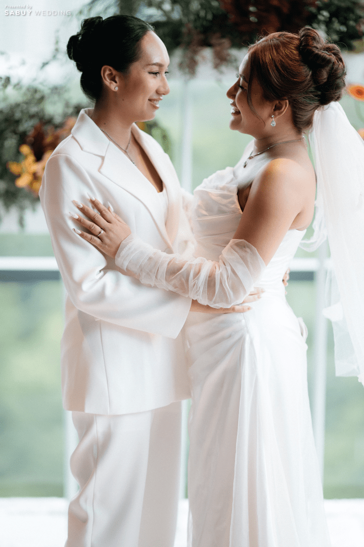  รีวิวงานแต่งที่เป็นตัวเอง ฉบับคู่รักเจ้าของเพจ ‘กุลิว่าดีย์’  @SO/ BANGKOK