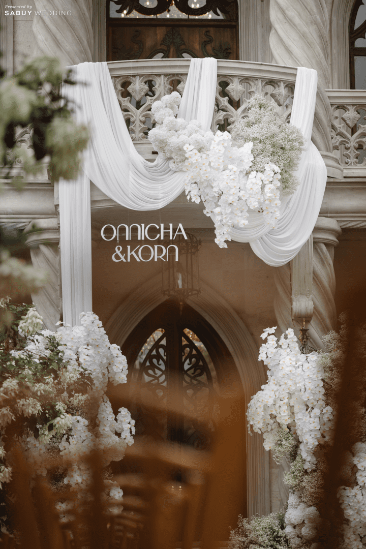  รีวิวงานแต่ง Timeless White สวยโรแมนติก คลาสสิคกลางมวลดอกไม้ @ Chivalry's Story