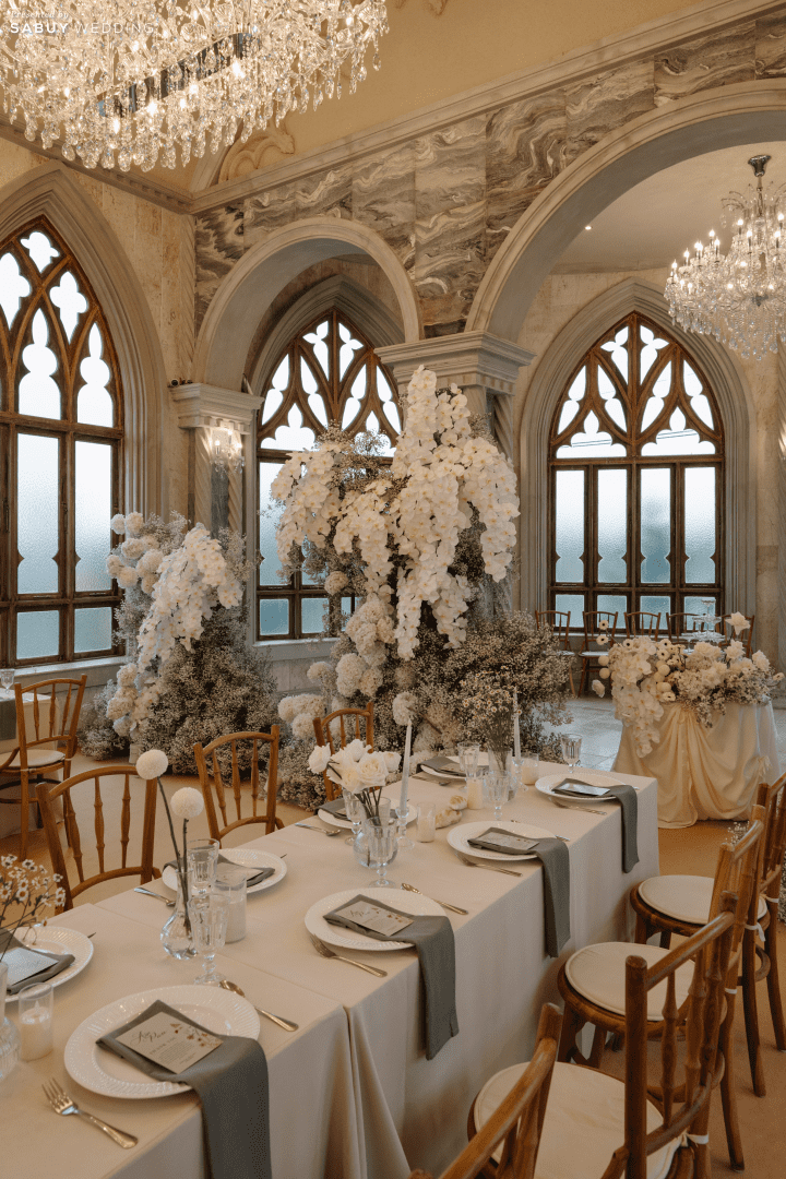  รีวิวงานแต่ง Timeless White สวยโรแมนติก คลาสสิคกลางมวลดอกไม้ @ Chivalry's Story