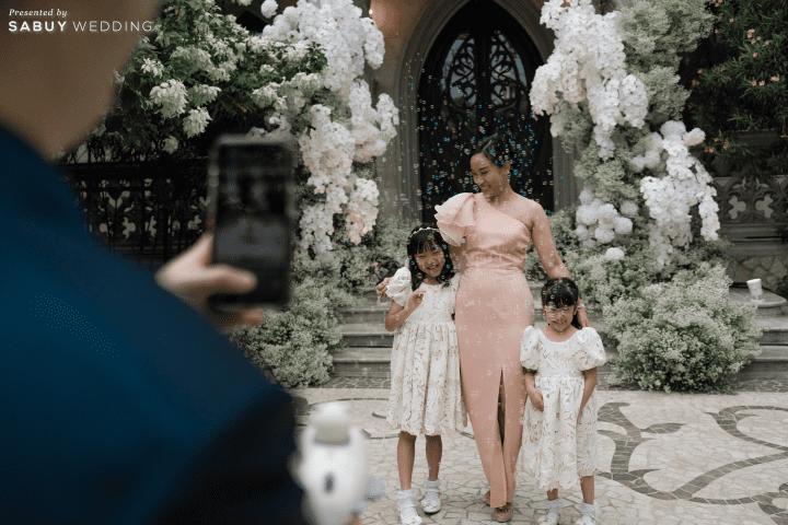  รีวิวงานแต่ง Timeless White สวยโรแมนติก คลาสสิคกลางมวลดอกไม้ @ Chivalry's Story