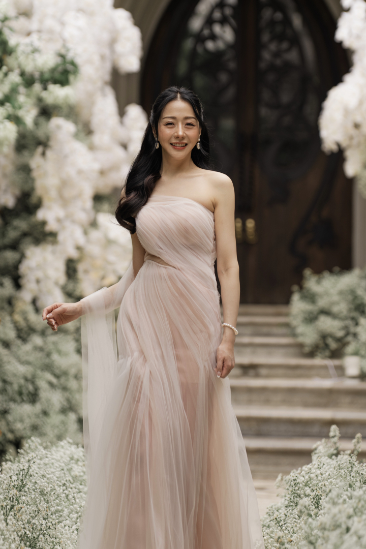  รีวิวงานแต่ง Timeless White สวยโรแมนติก คลาสสิคกลางมวลดอกไม้ @ Chivalry's Story