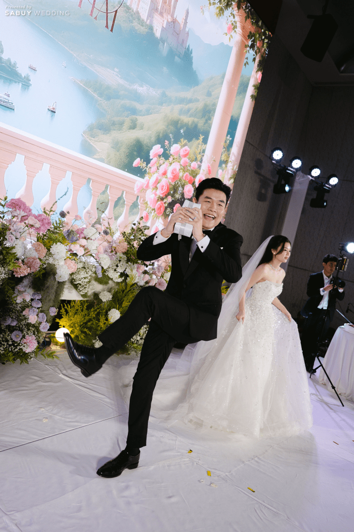 รีวิวงานแต่งจัดเต็ม 7 กิจกรรมยอดฮิต พร้อม Special Show สุดชิคจากบ่าวสาว @ Millennium Hilton Bangkok