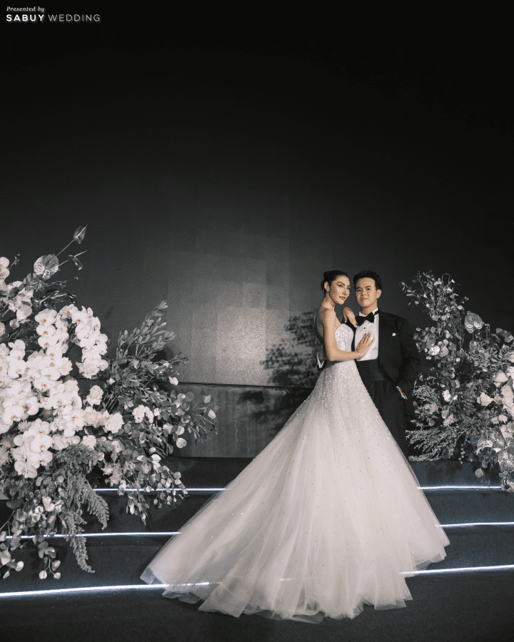 รีวิวงานแต่งธีมสี Metallic ฟีลปาร์ตี้ จัดเต็มแสงสีเสียง @ SO/ BANGKOK