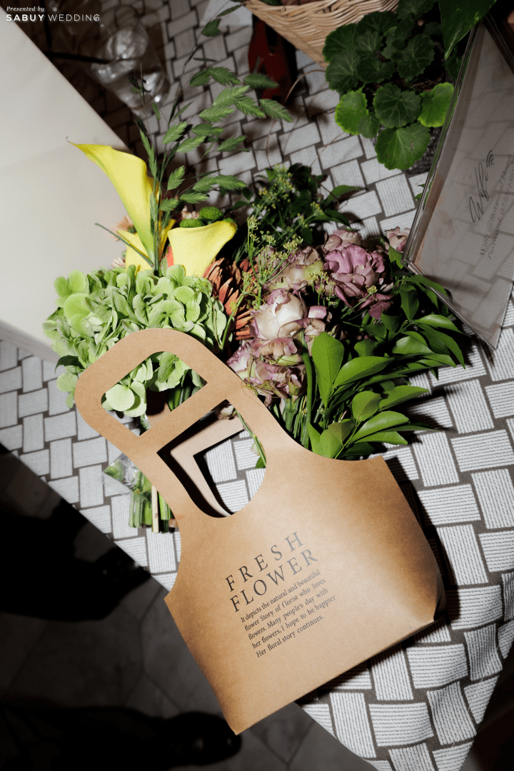  รีวิวงานแต่งบรรยากาศ Cozy แสง Daylight ของบ่าวสาวสายอินโทรเวิร์ตที่ใส่ใจแขกสุดๆ @ The Botanical House Bangkok