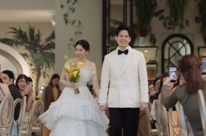  รีวิวงานแต่งบรรยากาศ Cozy แสง Daylight ของบ่าวสาวสายอินโทรเวิร์ตที่ใส่ใจแขกสุดๆ @ The Botanical House Bangkok