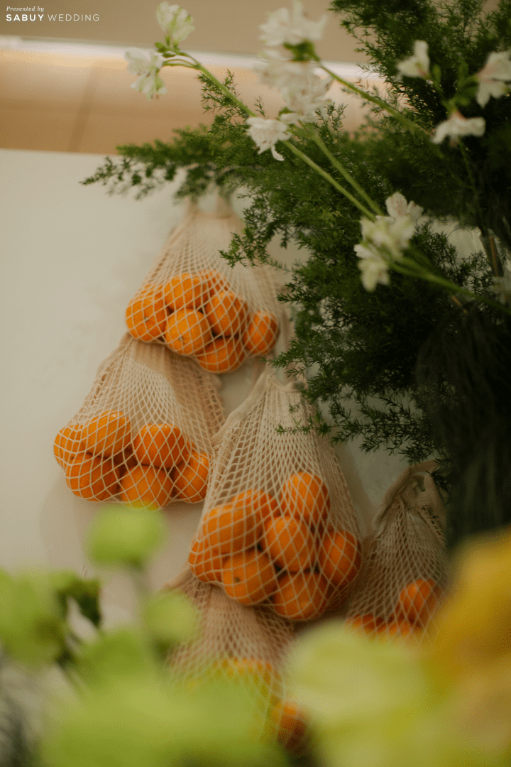 รีวิวงานแต่งดีไซน์ Natural Chic เปลี่ยนผลไม้ให้เป็นดีเทลสุดว้าว by Chivalry's Story