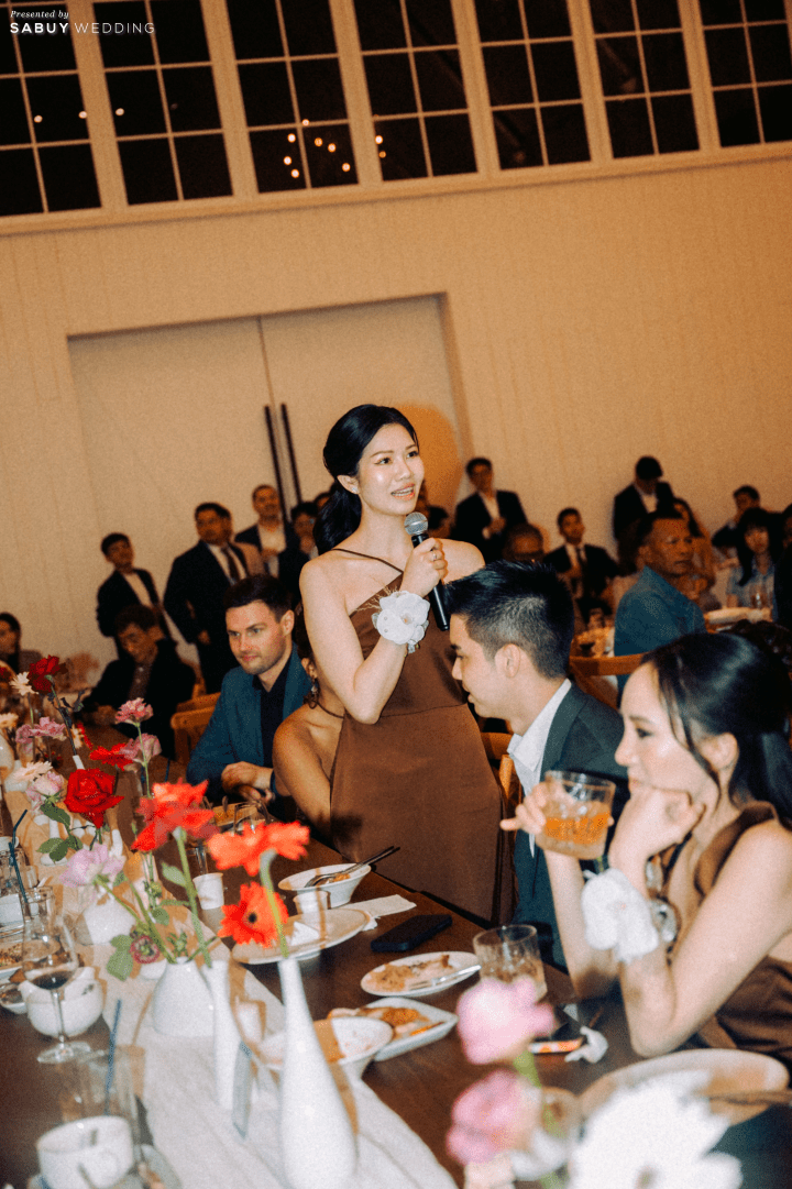 รีวิวงานแต่งสีเบอร์กันดีที่ทั้งอบอุ่นทั้งเก๋ ของเจ้าของร้านกาแฟ Home by now @ Silooet House