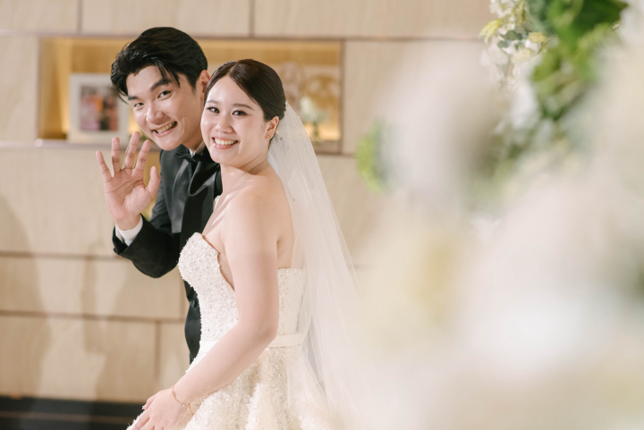 รีวิวงานแต่งฟีลสวนสุดไพรเวท พร้อมไอเดียเก๋ “ให้แขกทานอาหารก่อนเริ่มพิธี” @ Bliston Suwan Park View Hotel & Serviced Residence