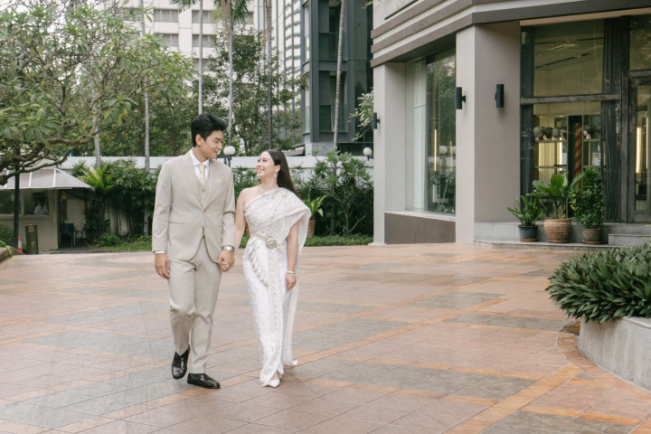 รีวิวงานแต่งฟีลสวนสุดไพรเวท พร้อมไอเดียเก๋ “ให้แขกทานอาหารก่อนเริ่มพิธี” @ Bliston Suwan Park View Hotel & Serviced Residence