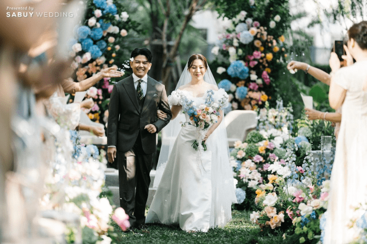  รีวิวงานแต่ง Multicultural ในสวนกลางเมือง พร้อมไอเดีย Installation Art ที่สวยทุกซีน @ Kimpton Maa-Lai Bangkok