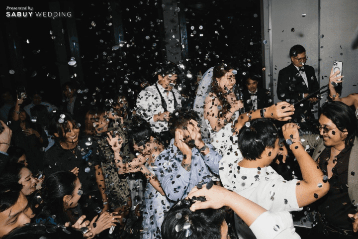  รีวิวงานแต่ง Multicultural ในสวนกลางเมือง พร้อมไอเดีย Installation Art ที่สวยทุกซีน @ Kimpton Maa-Lai Bangkok