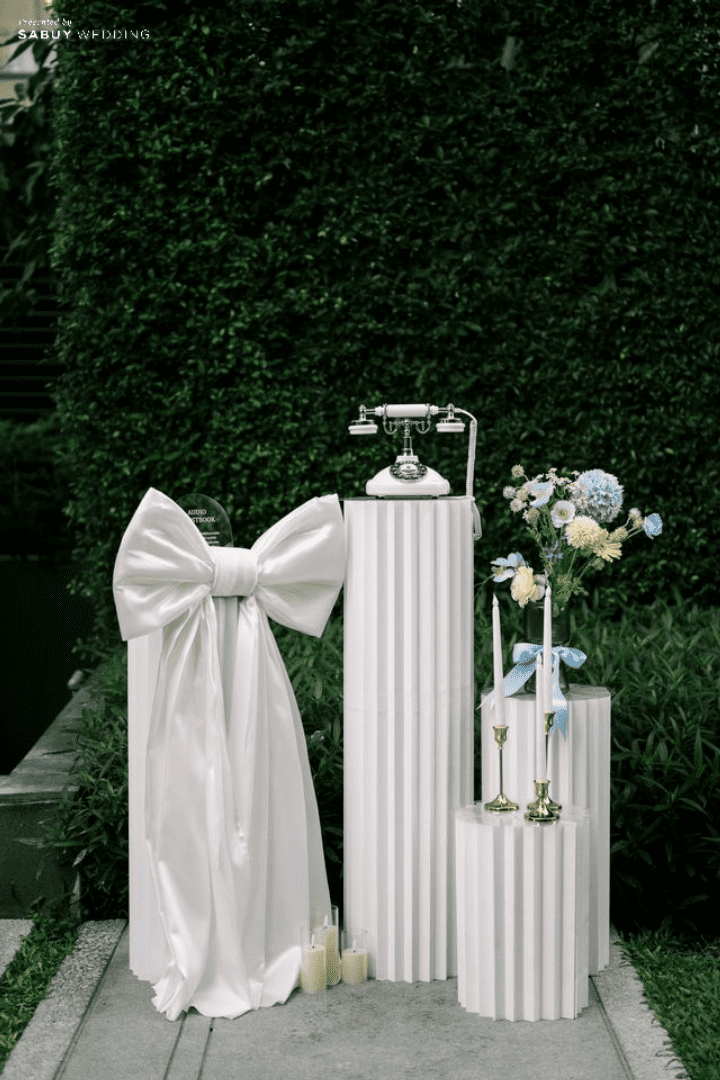  รีวิวงานแต่ง Multicultural ในสวนกลางเมือง พร้อมไอเดีย Installation Art ที่สวยทุกซีน @ Kimpton Maa-Lai Bangkok