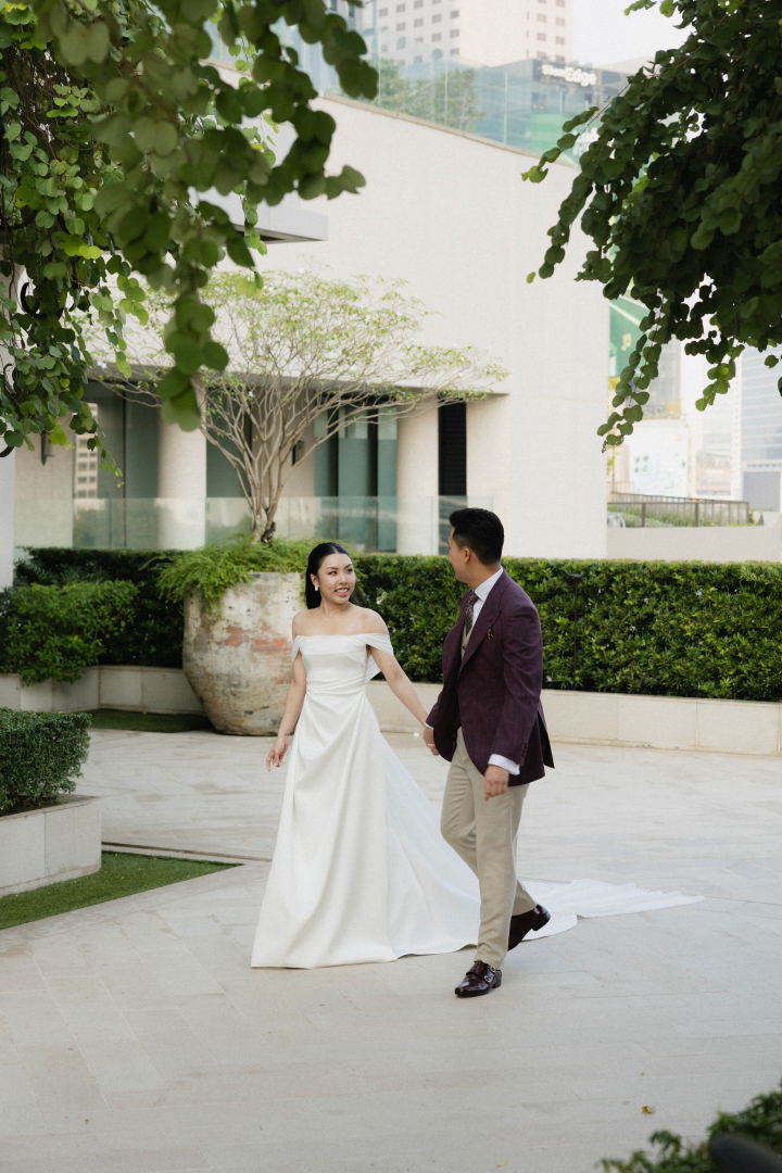  รีวิวงานแต่งธีม Burgundy Glam ครบทั้งพิธีจีน เลี้ยงฉลอง และปาร์ตี้สุดมันส์ by PaR Wedding Planner