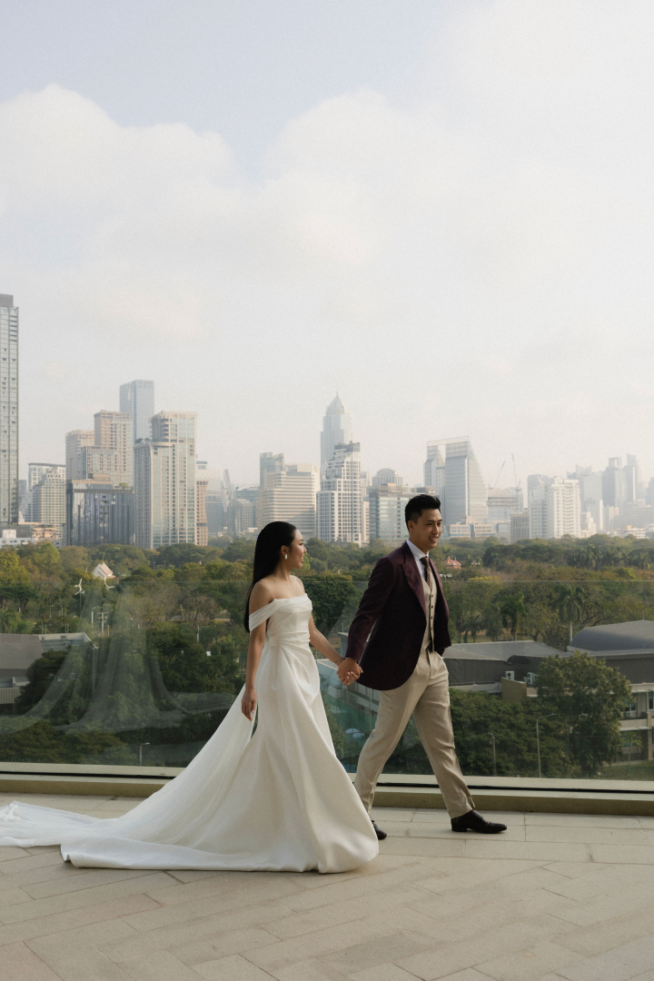  รีวิวงานแต่งธีม Burgundy Glam ครบทั้งพิธีจีน เลี้ยงฉลอง และปาร์ตี้สุดมันส์ by PaR Wedding Planner